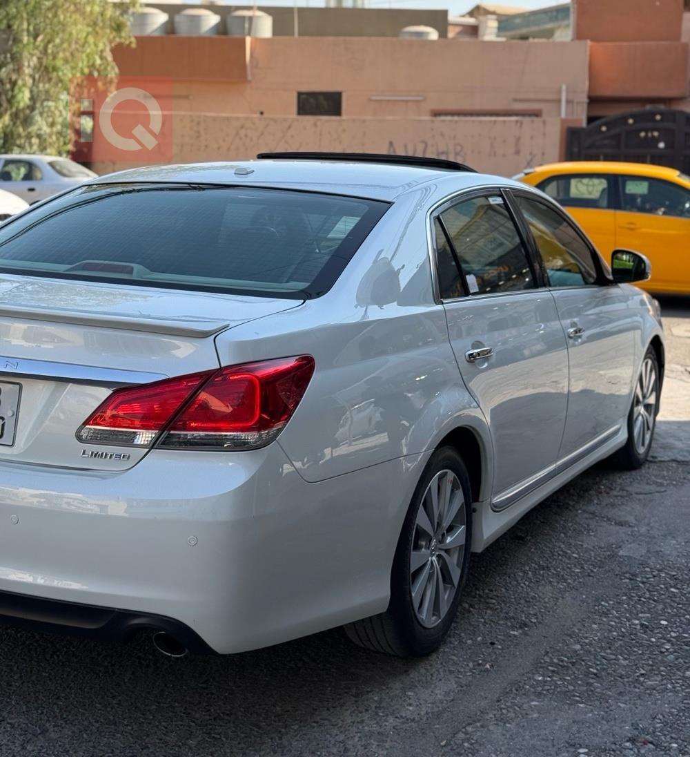 تويوتا أفالون